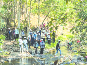 ठाड़पथरा में पर्यटन को बढ़ावा देने विविध गतिविधियों का आयोजन